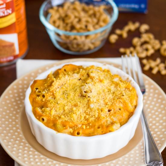 Healthy Pumpkin Macaroni and Cheese