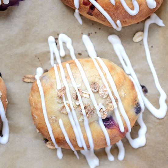 Blueberry Muesli Breakfast Rolls