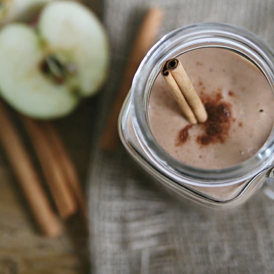 Spiced Apple Pie Smoothie