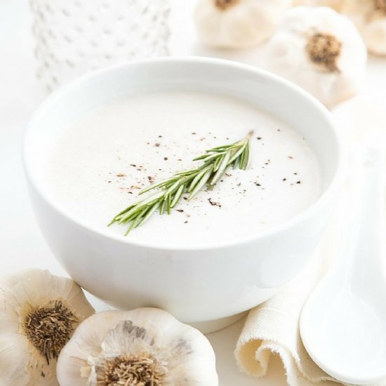 Slow-Cooker Garlic Soup