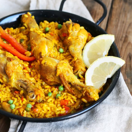 Paella con Pollo