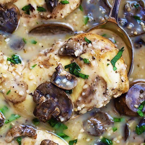 Slow Cooker Chicken Marsala