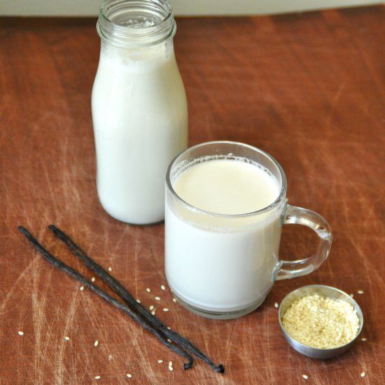 Vanilla Sesame Seed Milk