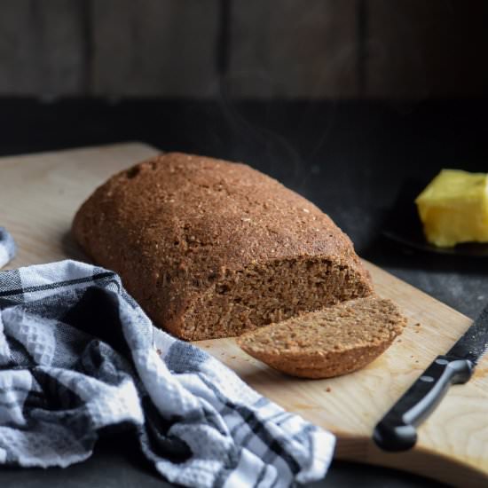 Steakhouse Style Brown Bread