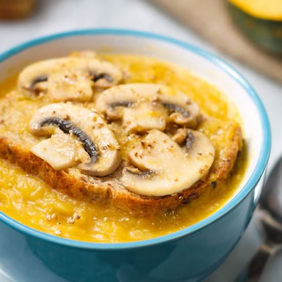 Roasted Acorn Squash Soup