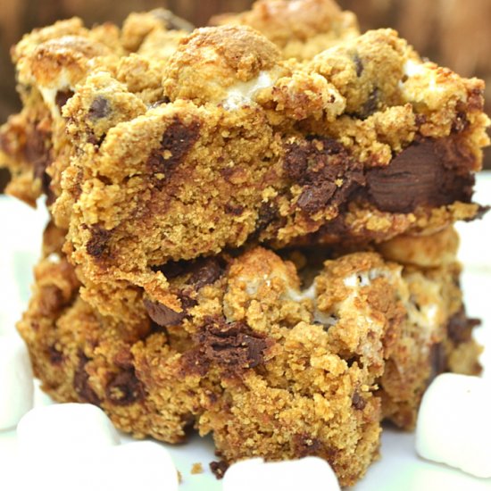 S’mores Cookie Bars