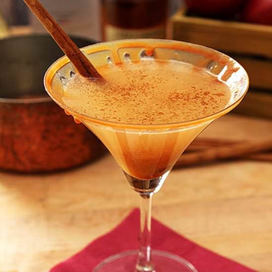 Warm Caramel Apple Cider Martini