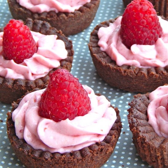 Chocolate Tartlets with Raspberry Cream