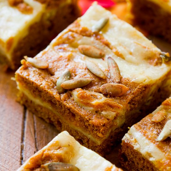 Pumpkin Cream Cheese Swirl Bars