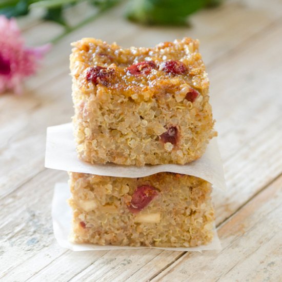 Quinoa, Blueberry and Cinnamon Cake