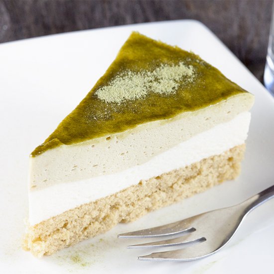 Green Tea Matcha Mousse Pie