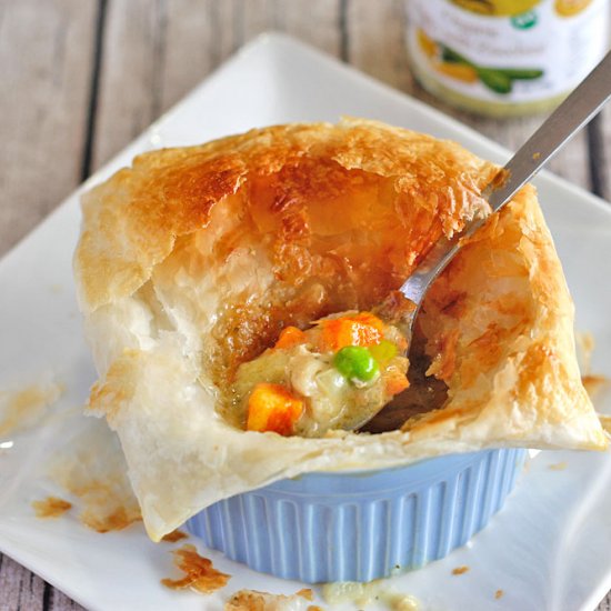 Pesto Chicken Puff Pot Pie