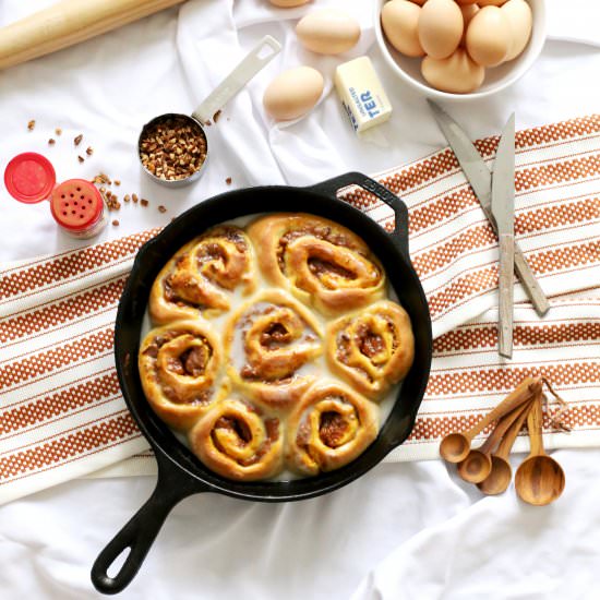 Pumpkin Spice Cinnamon Rolls