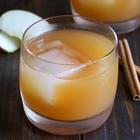 Apple Cider Whiskey Smash