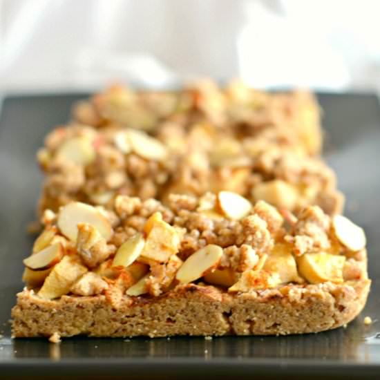 Apple Cinnamon Crumb Bars