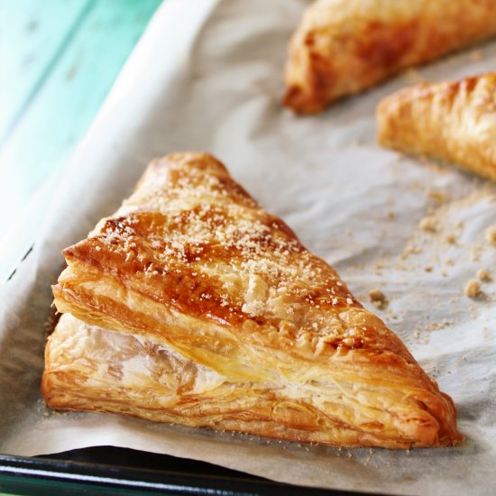 Pear & Apple Turnover