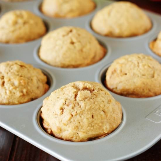 Applesauce Muffins