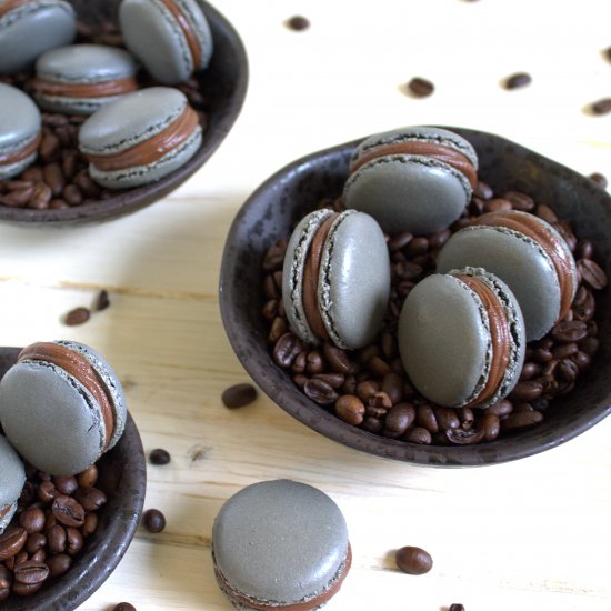 Cappuccino Macarons