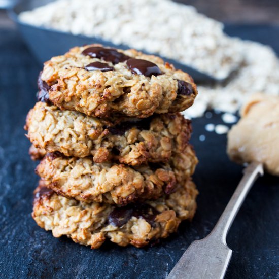 Peanut Banana Oat Cookies