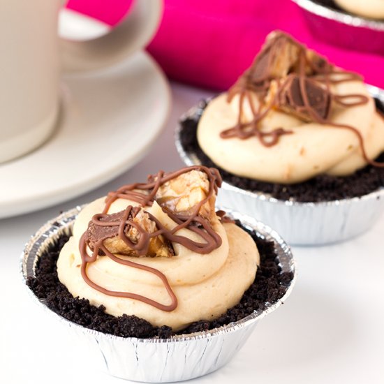 Mini Snickers Cheesecake Bites