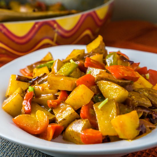 Smoky Bell Pepper & Potato Hash