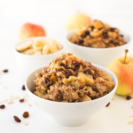 Apple Pie Baked Oatmeal