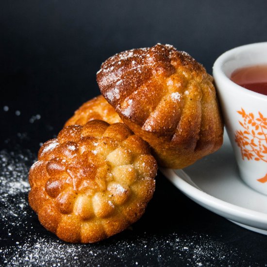 Earl Grey, Honey & Lemon Madeleines