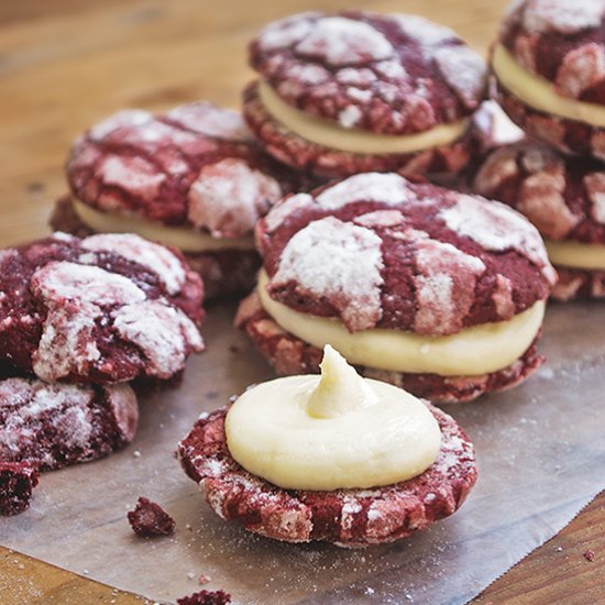 Red Velvet Crinkle Sandwich