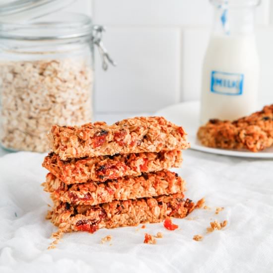 Crunchy Apricot Muesli Bars