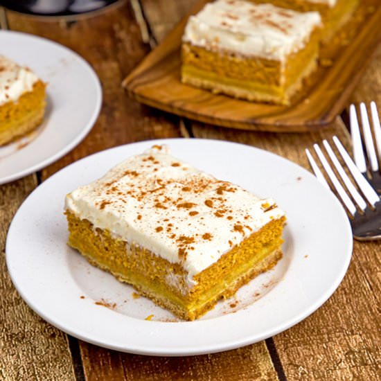 Maple Pumpkin Cheesecake Bars