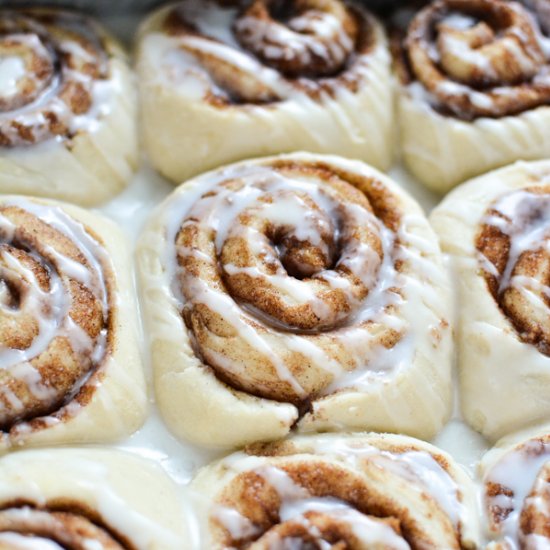 1-Hour Vegan Cinnamon Rolls