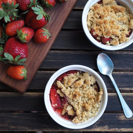 Strawberry Shortcake Crumble