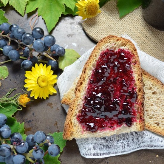 Homemade Concord Grape Jelly