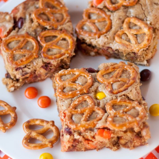 Reese’s Pretzel Blondies