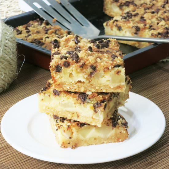 Pear and Chocolate Chip Crumble Bar