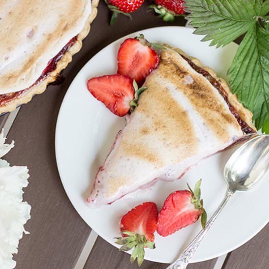 Strawberry Rhubarb Meringue Pie