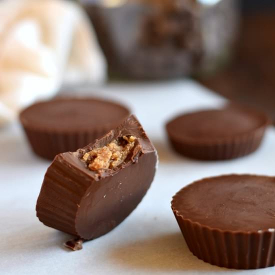 Date Caramel Cups