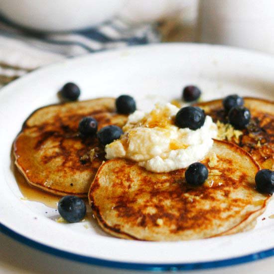 3-Ingredient Pancakes