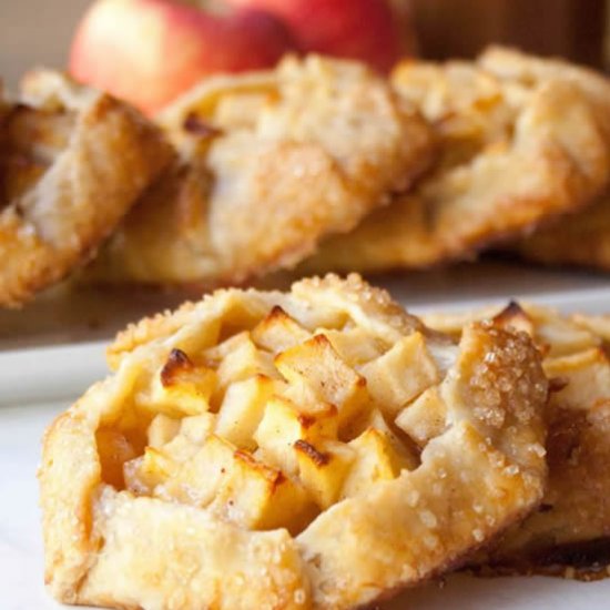 Caramel Apple Crostatas