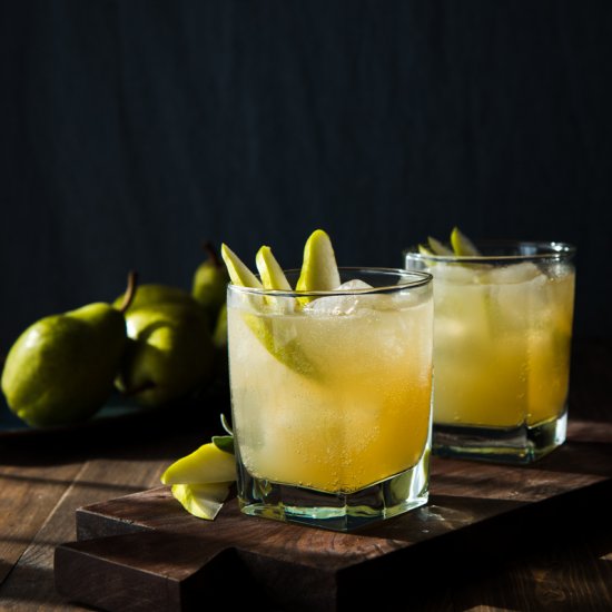 Sparkling Pear & Ginger Cocktail