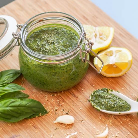 Cheesy Vegan Basil Pesto