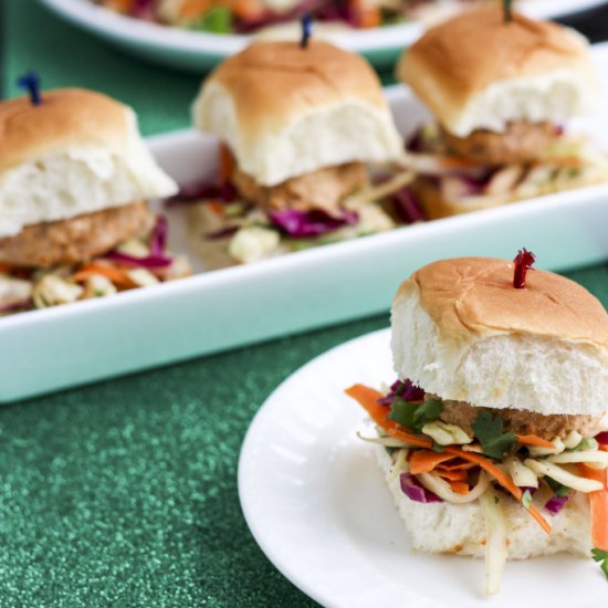 Chipotle Chik’n Slider & Asian Slaw