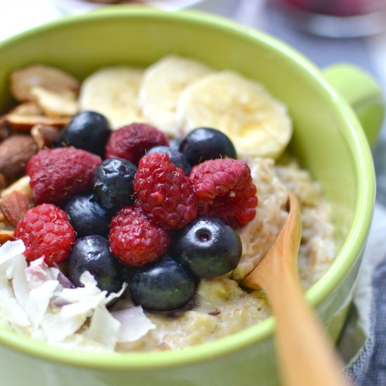 Vegan Coconut & Berries Oatmeal