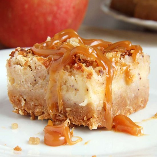 Caramel Apple Crisp Cheesecake Bars