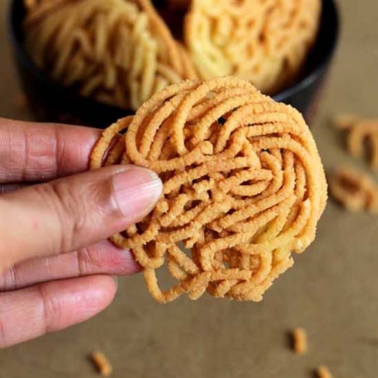 Moong Dal Murukku