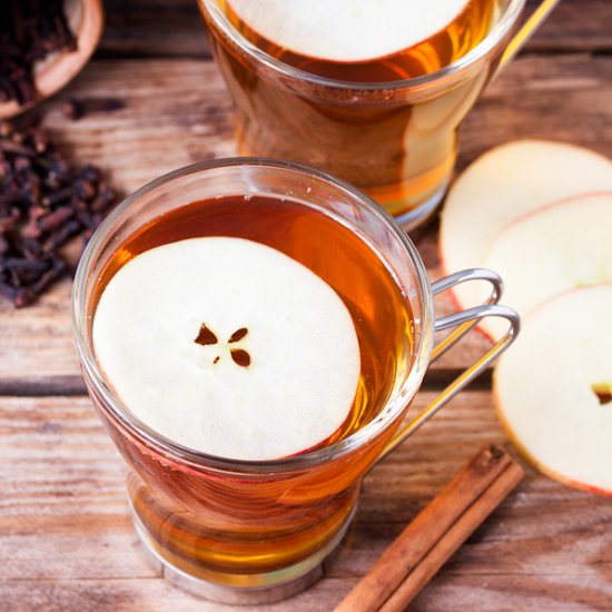 Spiced Apple & Elderflower Warmer