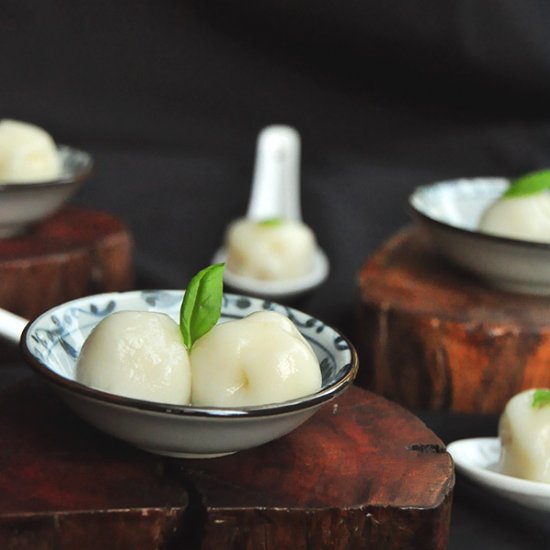 Stuffed Glutinous Rice Balls