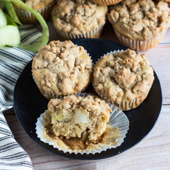 Apple Ginger Crumb Muffins