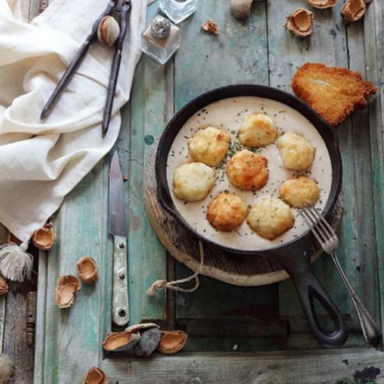 Fish balls with almond sauce