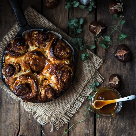 Apple and chestnut rolls